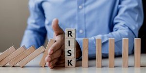 risks associated with investing in a business